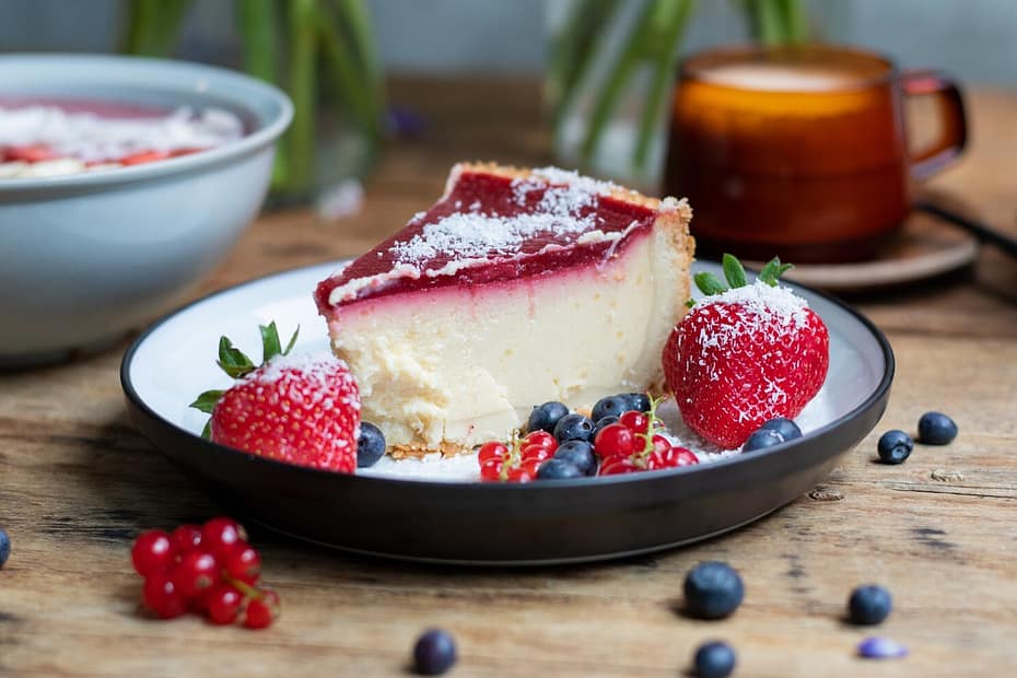 Strawberry Crunch Cheesecake Recipe